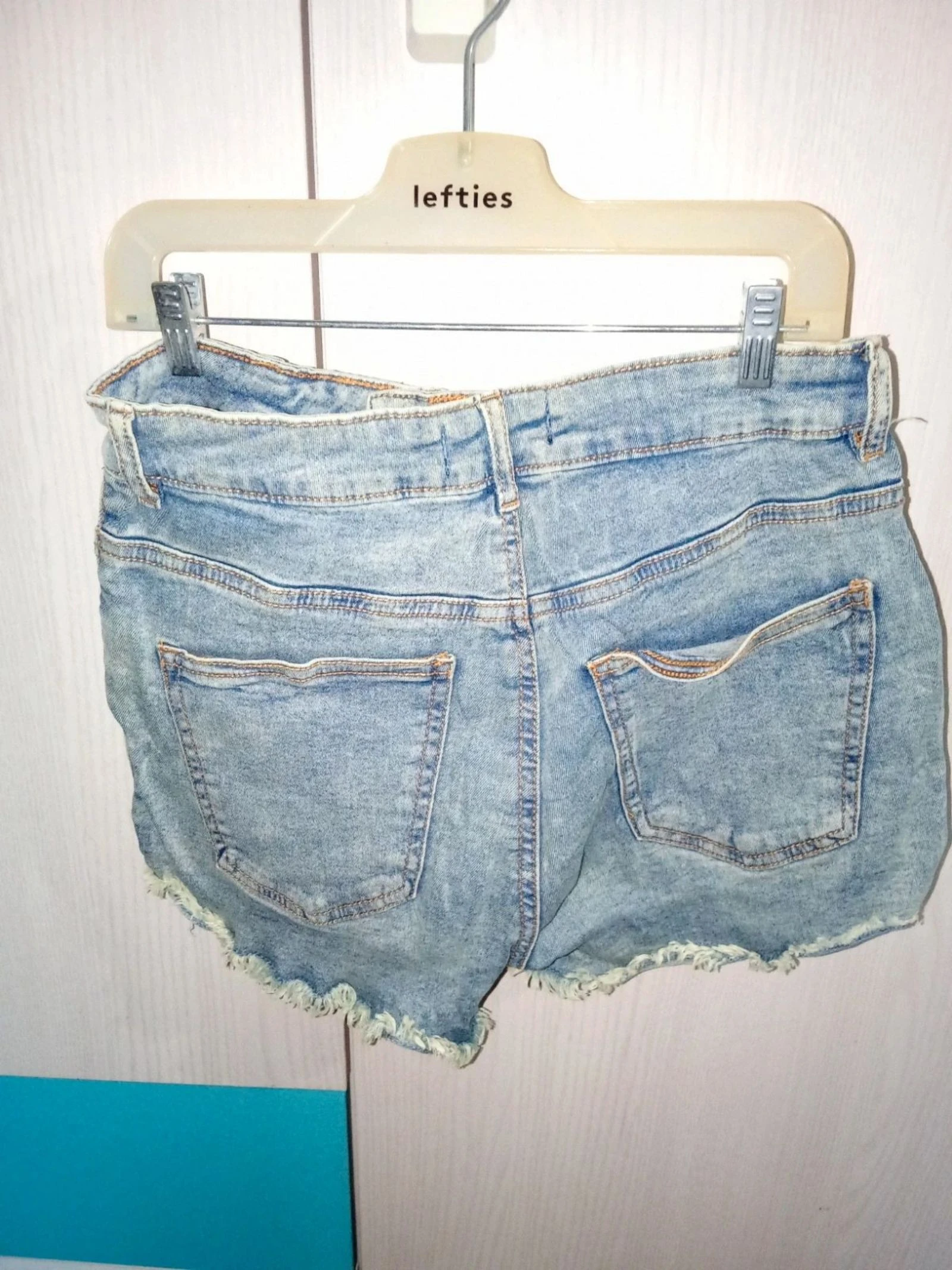 Bershka denim shorts size M – photo 2